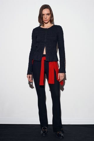Strukturierte Strick-Bluse mit Knopfleiste