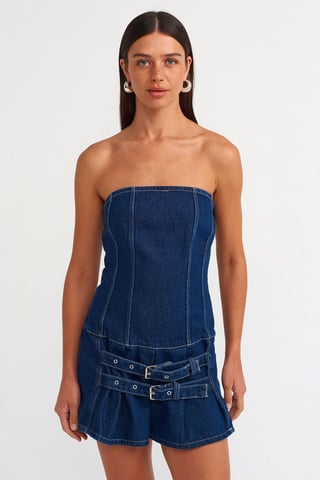 Trägerloses Mini-Denimkleid mit Gürtel