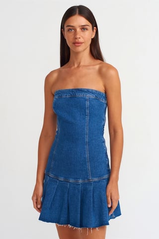 Figurbetontes strapless Denim-Minikleid