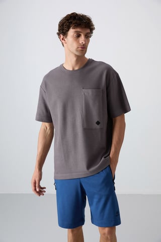 Übergrößen Baumwollmischung Rundhalsausschnitt T-Shirt mit Tasche