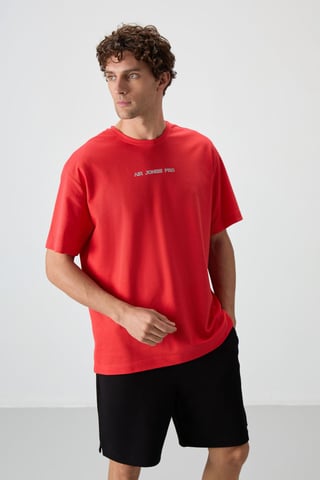 Tommy Life Oversized T-Shirt mit Rundhalsausschnitt und Print - Rot