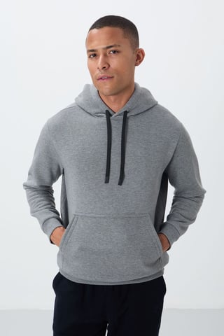 Herren einfarbiger Kapuzenpullover mit Tasche