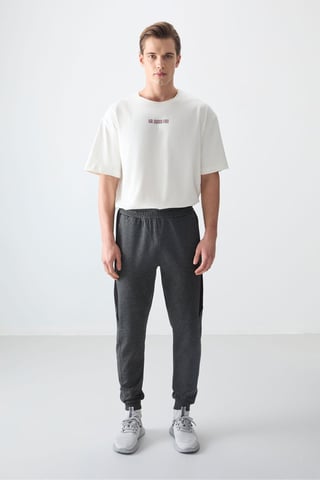 Herren Fleece-Sweatpants in normaler Passform
