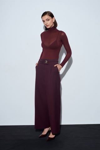 Hoch taillierte weite Crepe-Hosen
