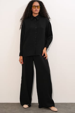 Strukturiertes Button-Down Langarmhemd