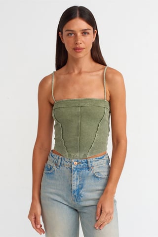 Geripptes quadratisches Crop-Top