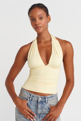 Taillierte Halsband-Bluse