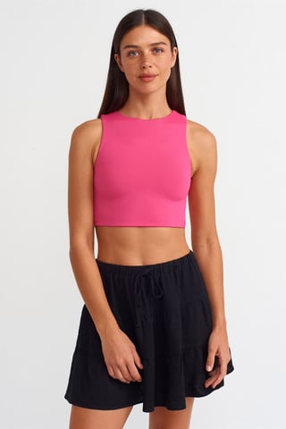 Eng anliegendes Crop-Top
