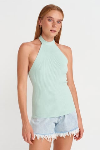 Rippenshirt im Neckholder Slim-Fit-Stil