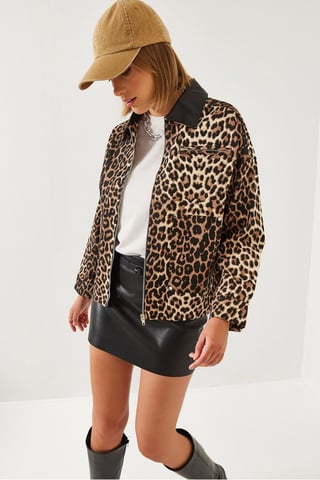 Leopard-Print Kunstlederjacke mit Pompom