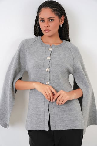 Strickjacke mit Struktur und Knopfverschluss