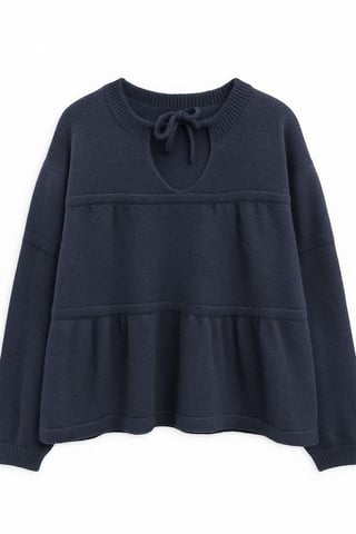 Locker gestrickter Pullover mit Bindeband