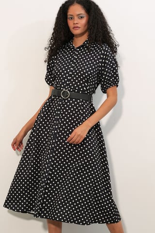 Big Dart Midikleid im Hemdblusenstil mit Punkte-Muster und Gürtel - Schwarz