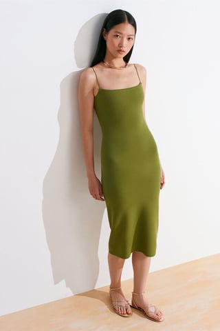 Ärmelloses Bodycon-Midi-Kleid mit Ausschnitt-Detail