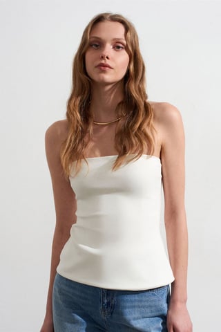 Trägerlose Slim-Fit Bandeau-Bluse