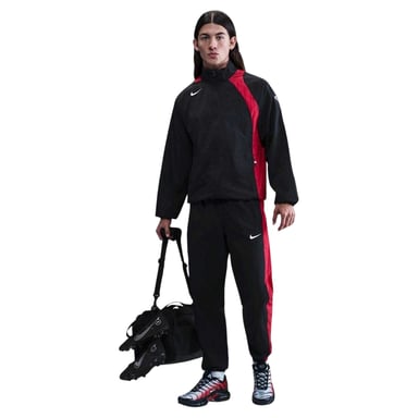 Nike - "Total 90" Trainingsjacke für Herren, wasserabweisend (Schwarz/Rot)