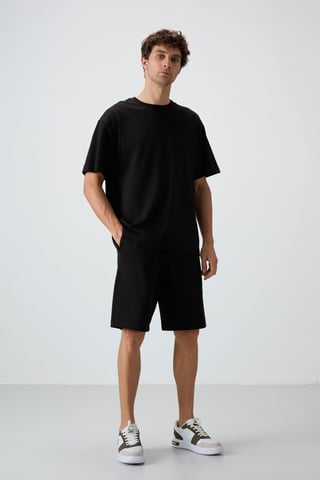 Oversized T-Shirt und Shorts Set