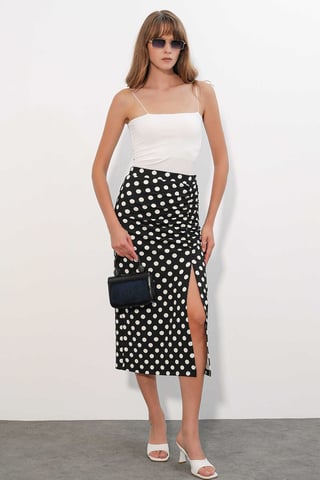Hochtaillierte Polka Dot Midi-Rock