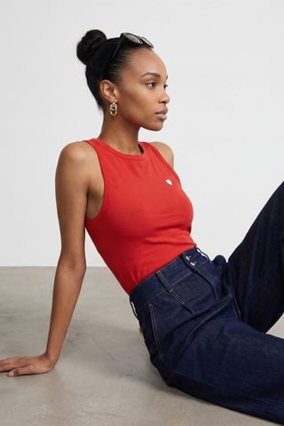 Bestickte ärmellose Slim-Fit-Jersey-Bluse