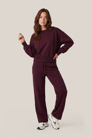 Caroline Tensen Iona Pullover Aubergine