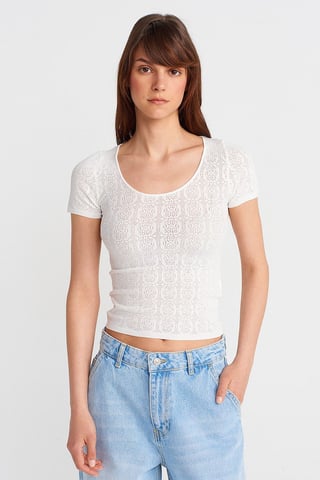 Dilvin Slim-Fit Bluse mit gerippter Struktur - Weiß