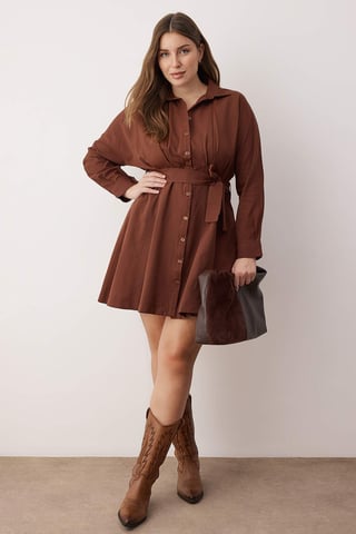 Trendyol Curve Damen Braun Einfarbig Kurz / Mini Lang Casual Hemdblusenkleid Große Größen Kleid