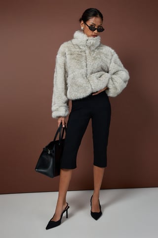 Boohoo Vintage-Look Jacke aus Kunstpelz mit Stehkragen