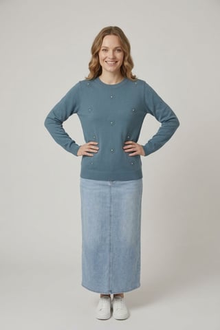 Izabel London Mehrfarbiges blaues Blumenmuster-Strickoberteil mit Schmucksteinen