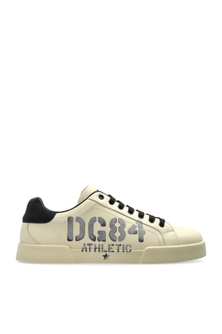 Sportschuhe mit Logo