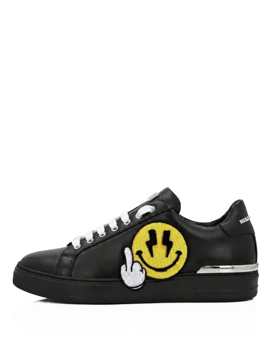 Low-Top-Sneaker Smile - Image 4