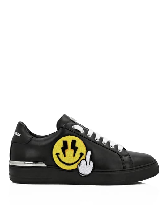 Low-Top-Sneaker Smile - Image 5