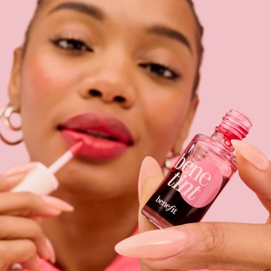 Benefit Benetint Rosengetönter Lippen- und Wangenstift - Ikonischer Flush - Image 4