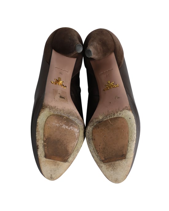 Prada Stiefeletten mit Wildlederbesatz aus braunem Leder - Image 5