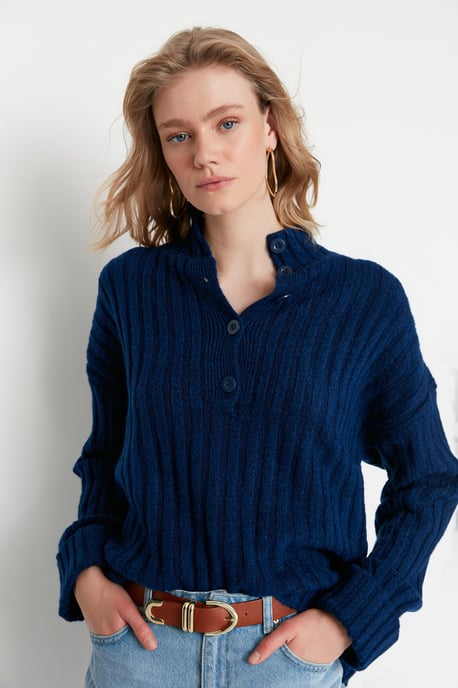 Trendyol Damen Gerade Gestrickter Pullover - Image 2
