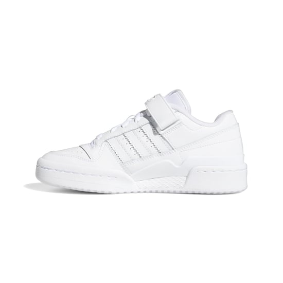 Boy's adidas Originals Juniors Forum Low Trainers in White - Image 5