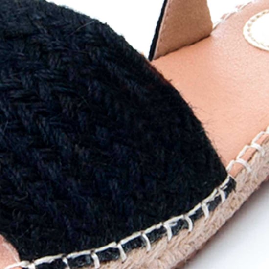 Montevita Flache Sandale Yuttan4 in Schwarz - Image 6