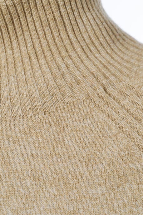 Dex Pullover Sand - Image 6