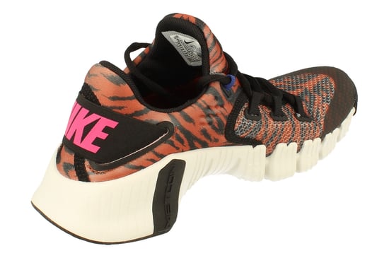 Nike Damen Free Metcon 4 Schwarz Turnschuhe - Image 3