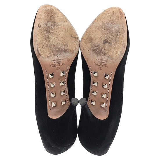 Valentino Garavani SpitzenPumps aus schwarzem Wildleder - Image 6