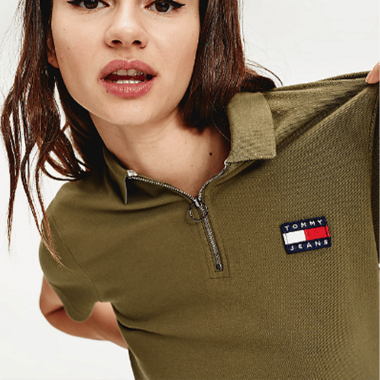 Polo Tommy Jeans Damen Badge - Image 2
