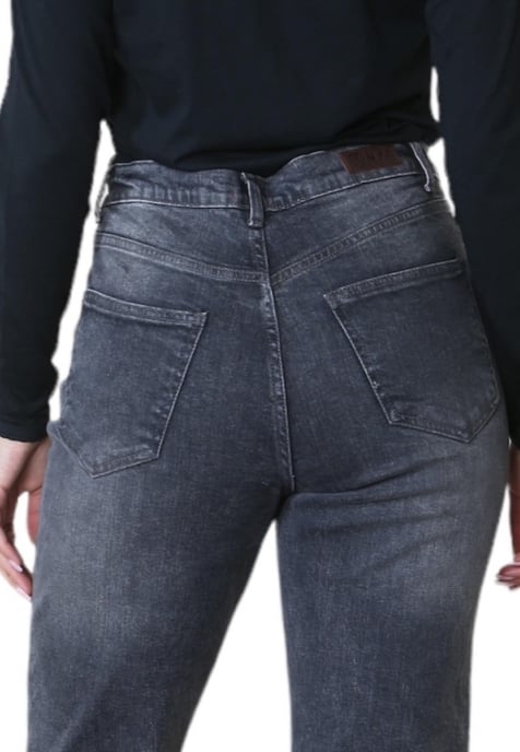 MYT Ladies Wide Leg High Waisted Jeans in Schwarz - Image 5