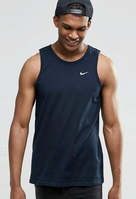 Nike Gestickter Swoosh Herren Sportweste Tank Top in Navy - Image 1
