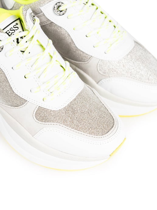 Guess Sneaker Juless Damen Weiß - Image 4