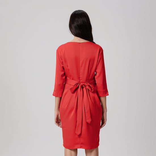 Geripptes Kleid mit Falten - Image 6