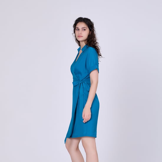 Wrap minimalist dress and italian collar