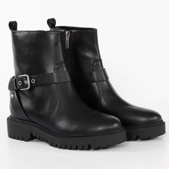 Guess Damen Stiefelette mit großem metal Logo - Image 1