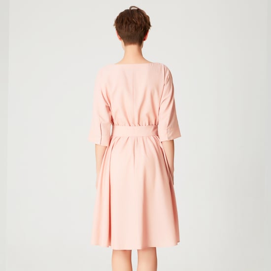 Ausgestelltes Kleid mit breitem Gürtel - Image 6