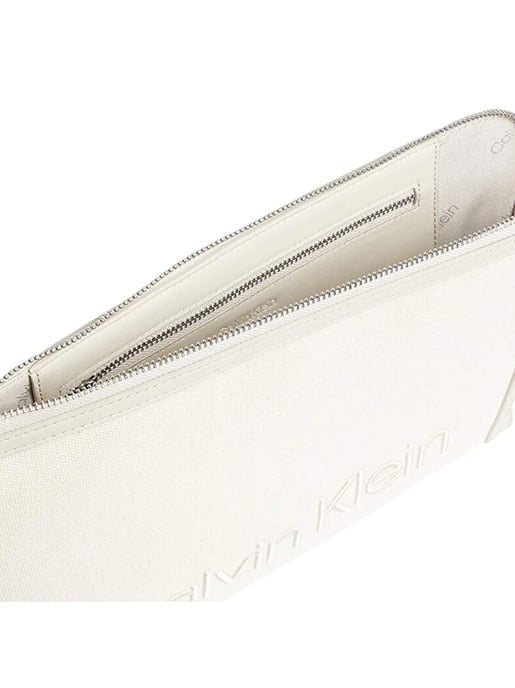 Calvin Klein Damen Geldbörse mit eingeprägtem Logo - Image 3