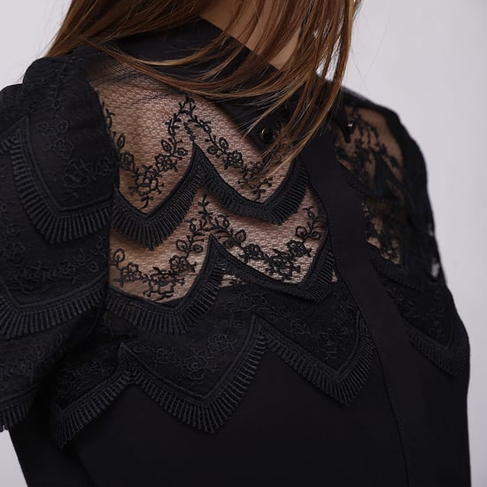 Shirt aus Spitze mit Wellenschliff - Image 5
