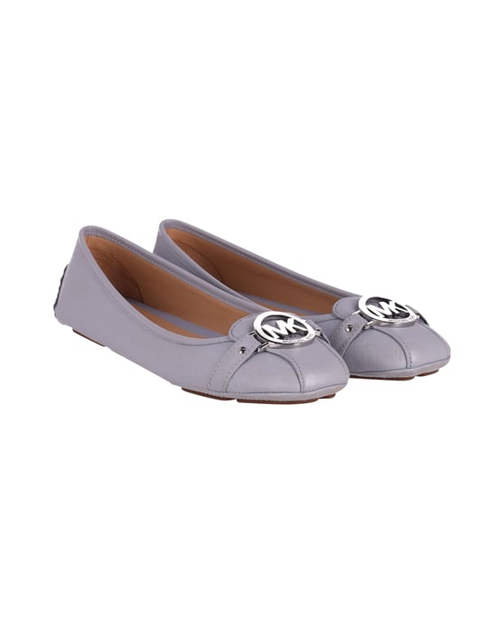 Michael Kors Fulton Mokassin Ballerinas aus pastellblauem Leder - Image 3